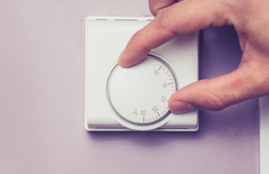 Hand adjusting thermostat